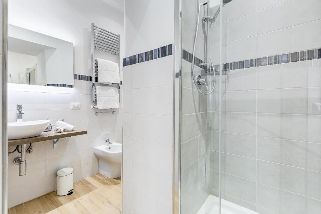 Vatican Prestige Apt By Premium Suites Collection Рим Экстерьер фото